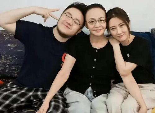 娱乐吃瓜真实爆料视频,真实爆料视频背后的惊人真相